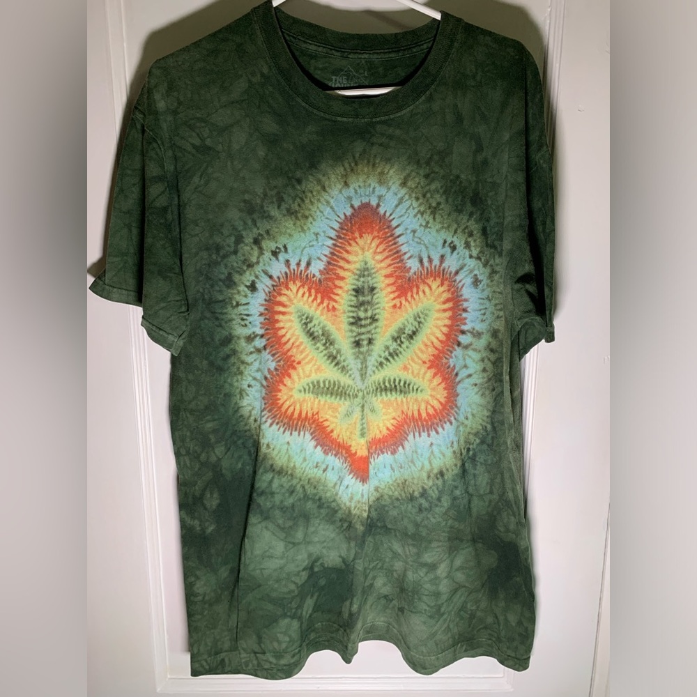 The mountain pot leaf tie dye shirt